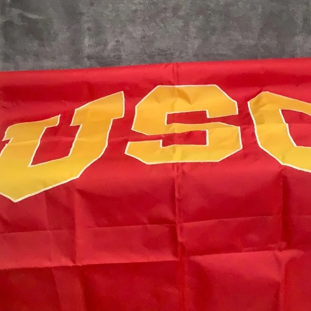 Set of 2 USC Trojans flags
